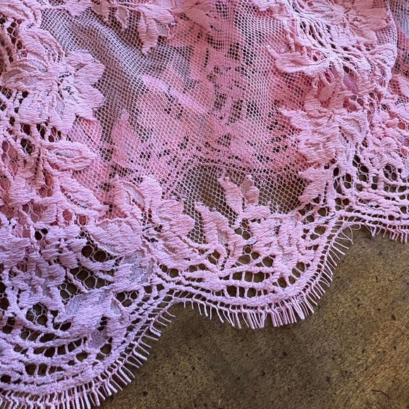 Victoria Secret Sz L Pink lace Floral lingerie. Delicate‎ Valentine's slip dress - Picture 8 of 8